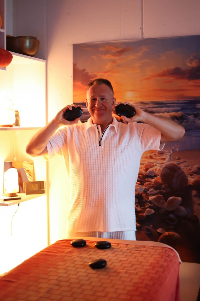 Hot Stone Massage Detail - Lava Steine für tiefe Muskelentspannung